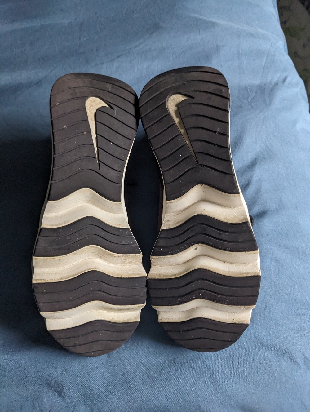 Nike Women's Sneakers - Picture 7 of 13